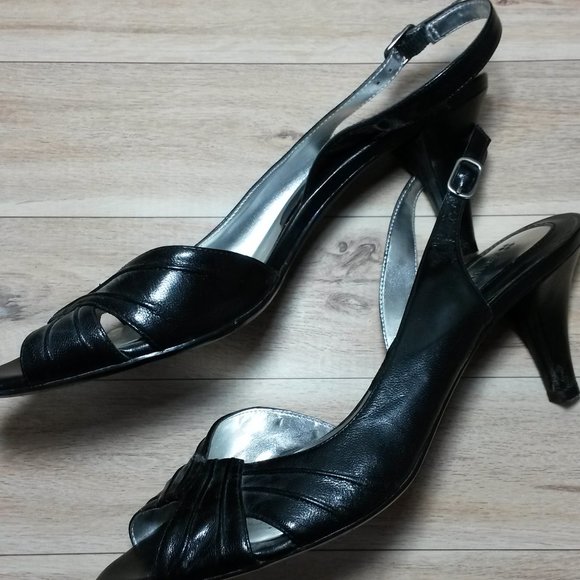 Naturalizer Slingback Open Toe Heels - Picture 4 of 5